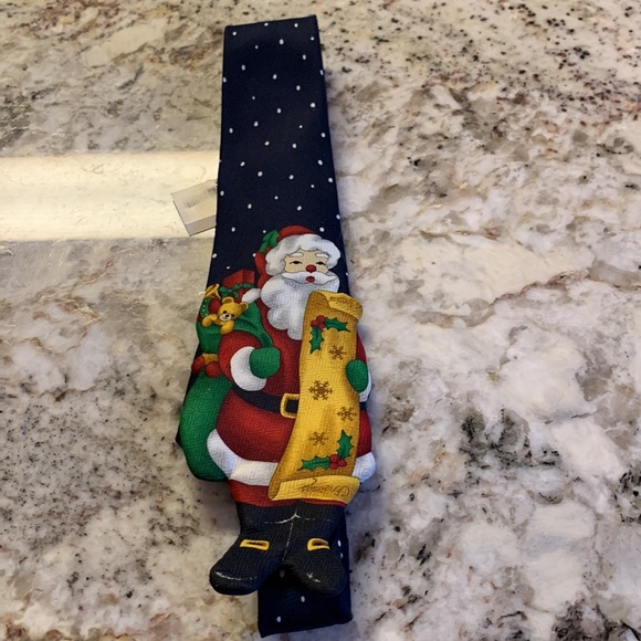 6 Christmas ties - Picture 4 of 5